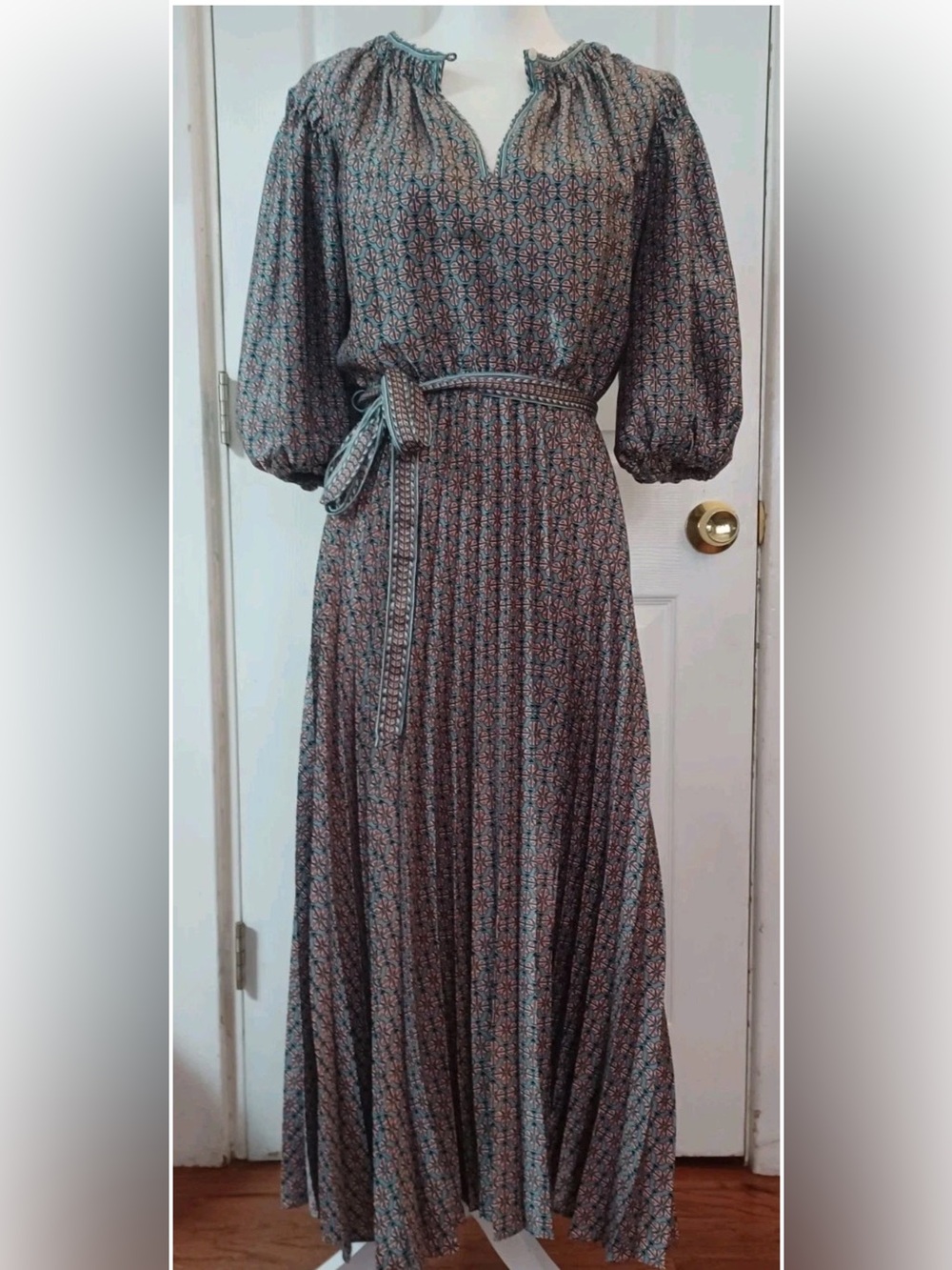 Max Studio Pleated Midi Dress Geometric Print Balloon Sleeve Tie Belt Size S